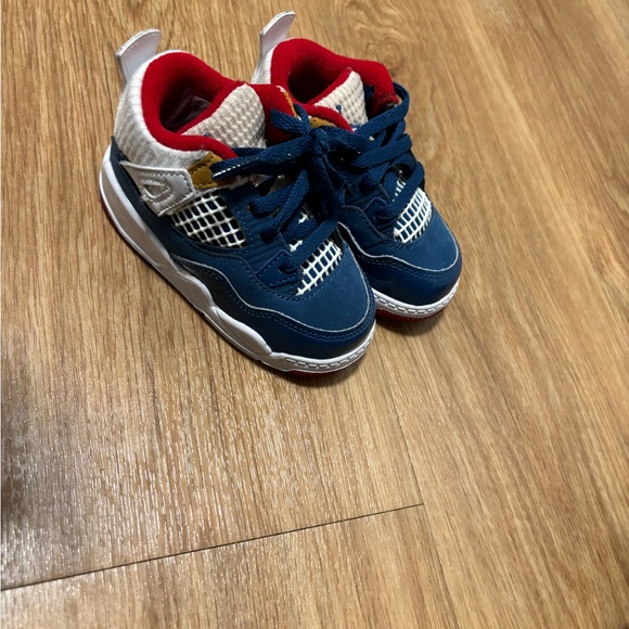 Jordan’s - Picture 5 of 8